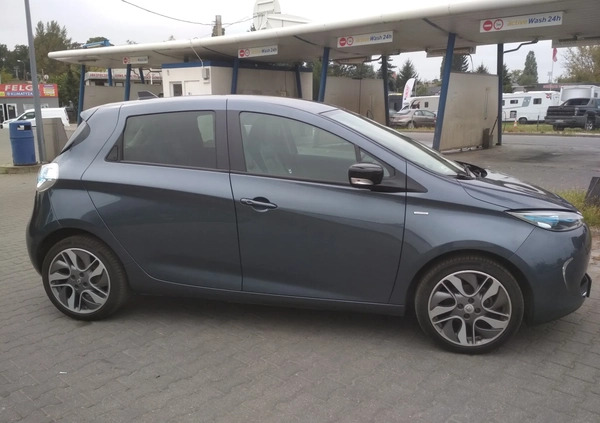 Renault Zoe cena 56000 przebieg: 83000, rok produkcji 2018 z Kielce małe 191